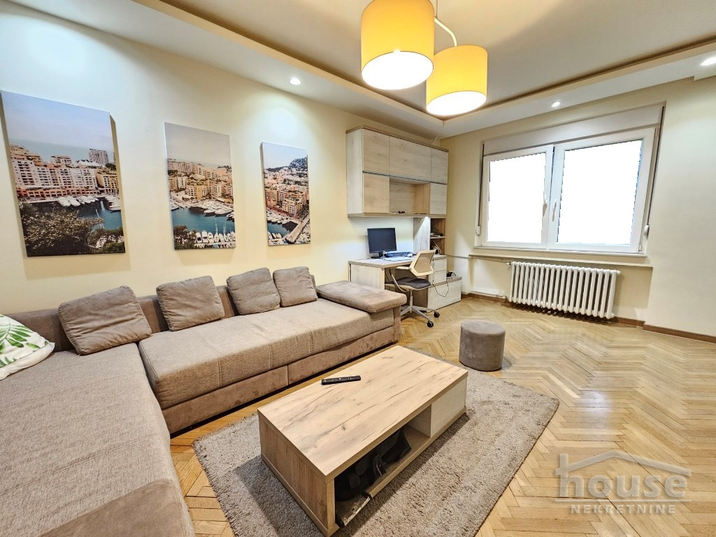 CENTAR, NOVI SAD, 1063670