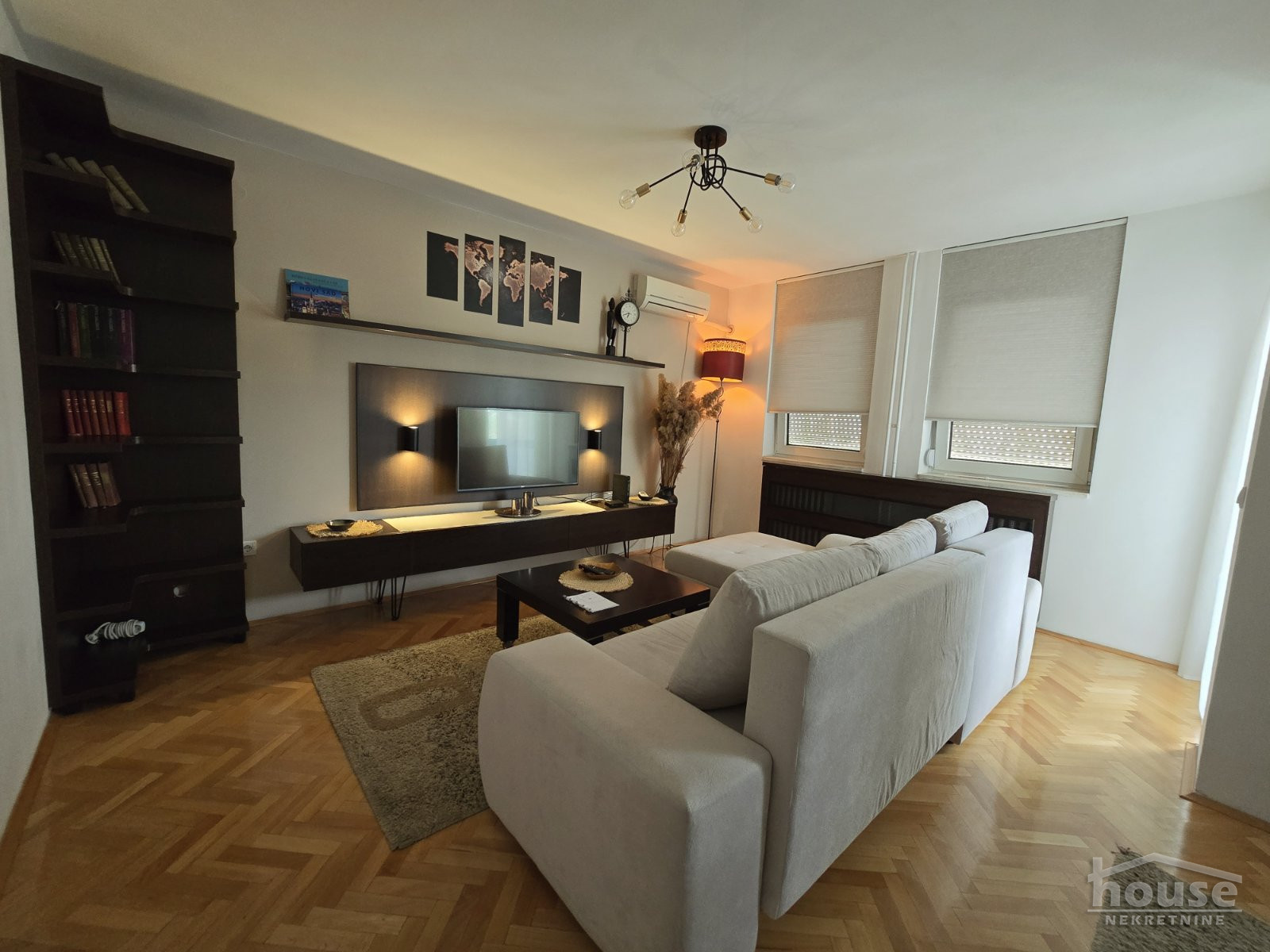 NOVO NASELJE - SAVINA, NOVI SAD, 1063701