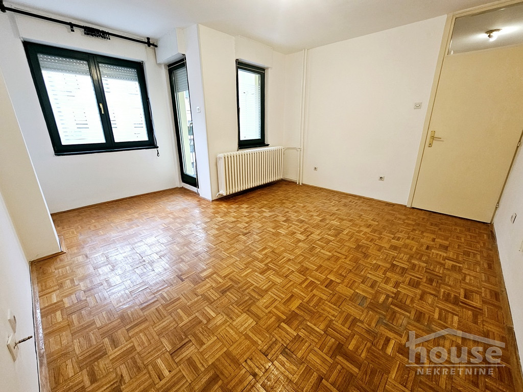 NOVO NASELJE, NOVI SAD, 1063877