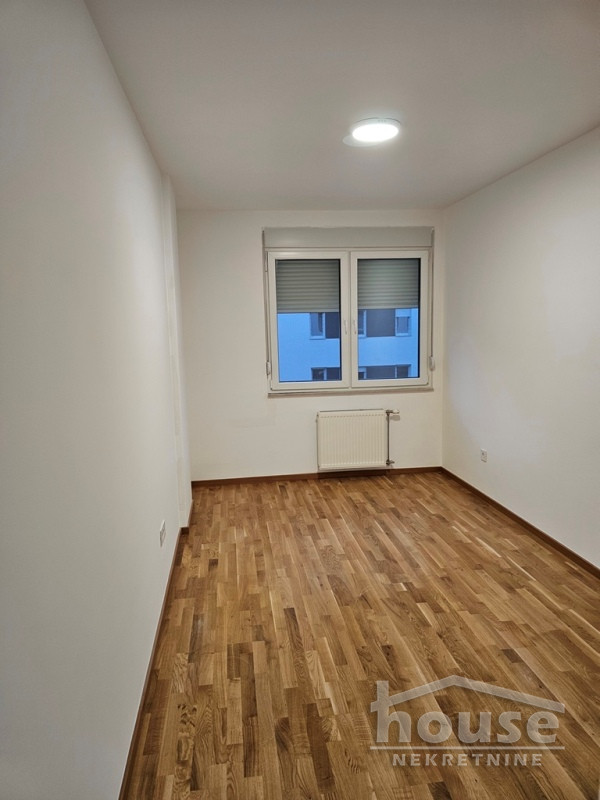AVIJACIJA, NOVI SAD, 1063958
