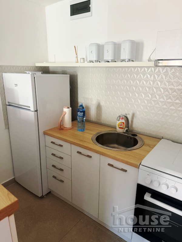 BULEVAR EVROPE, NOVI SAD, 1064053