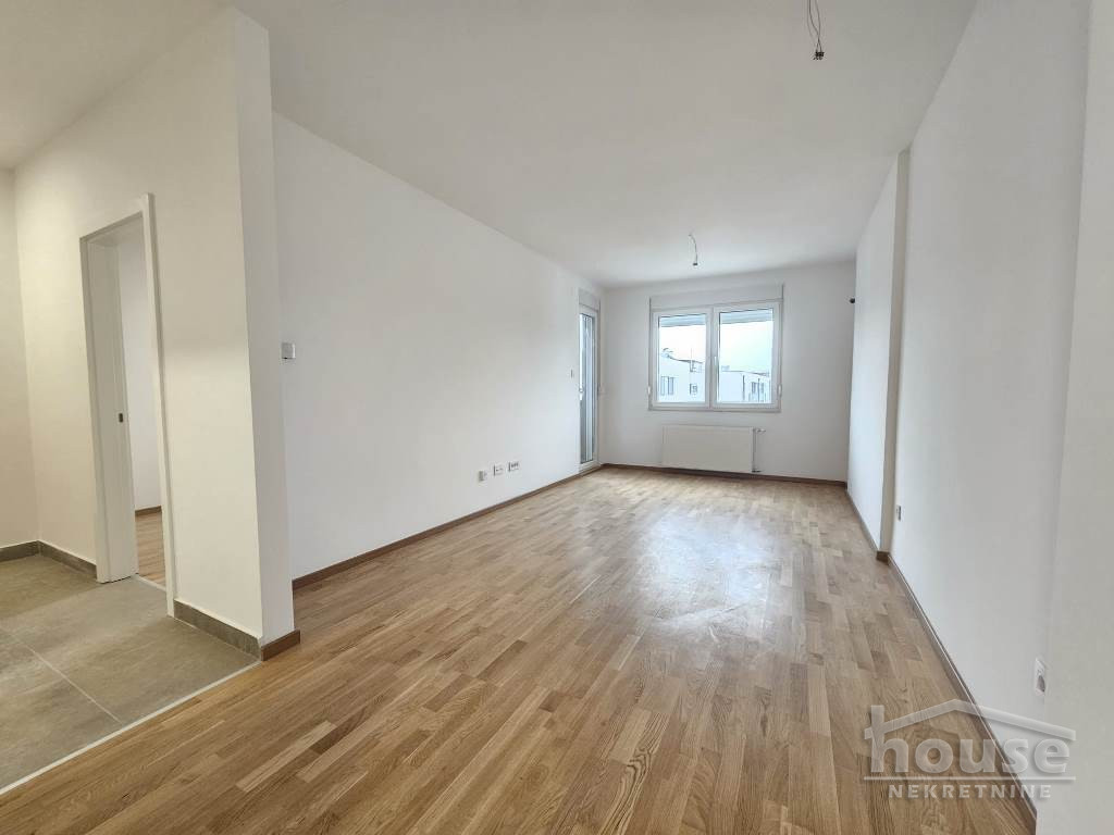 AVIJACIJA, NOVI SAD, 1064092