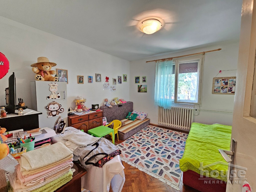 SATELIT, NOVI SAD, 1064153