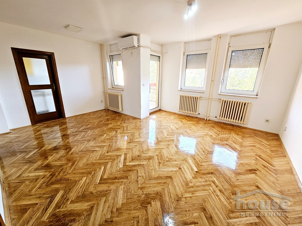 NOVO NASELJE - SAVINA, NOVI SAD, 1064685