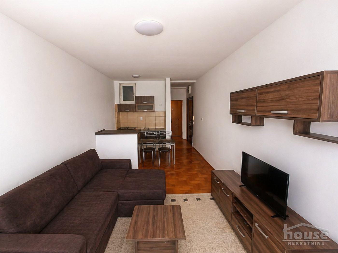 NOVA DETELINARA, NOVI SAD, 1065725
