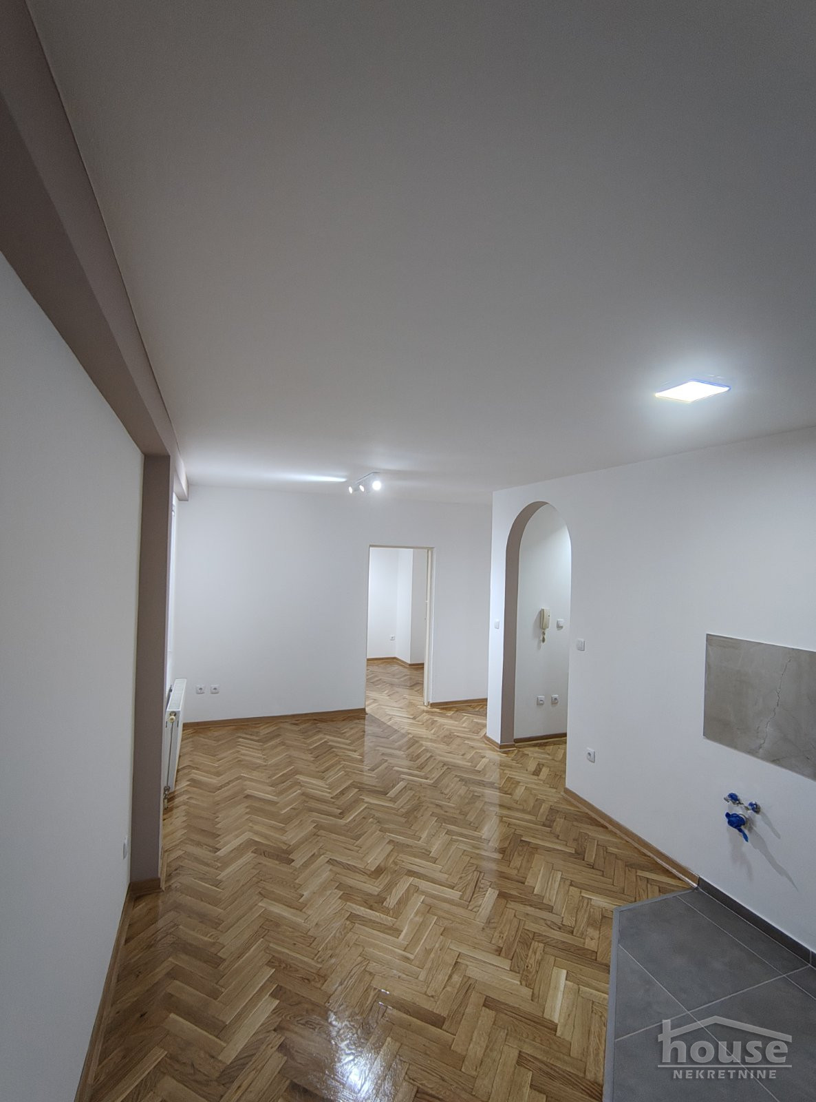 GRBAVICA, NOVI SAD, 1065766
