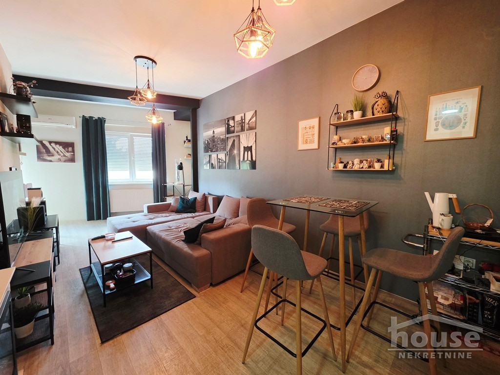 BULEVAR, NOVI SAD, 1065932