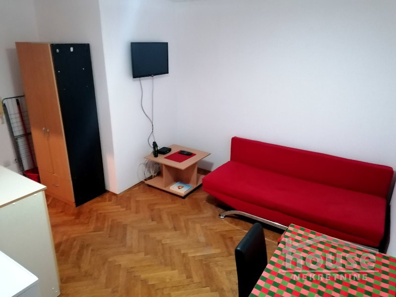 BULEVAR, NOVI SAD, 9107217