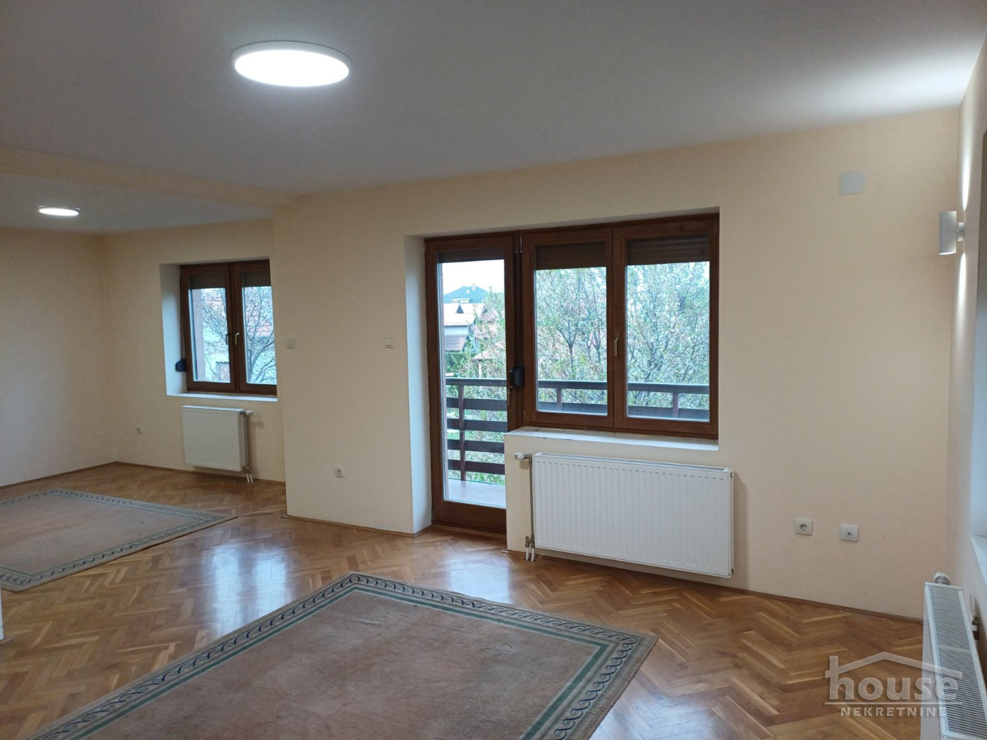 TATARSKO BRDO, SREMSKA KAMENICA, 9117128