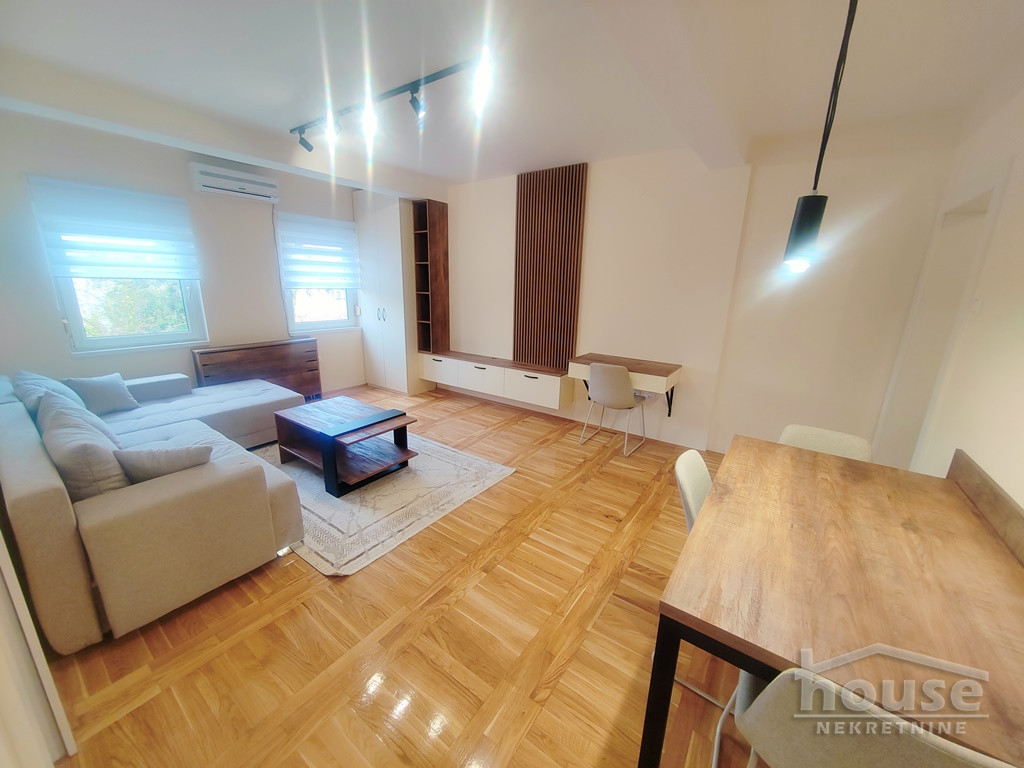 CENTAR, NOVI SAD, 9117223
