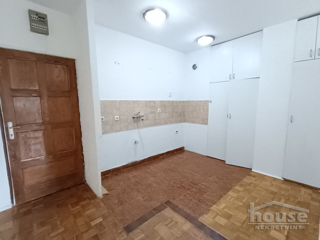 NOVA DETELINARA, NOVI SAD, 9117445